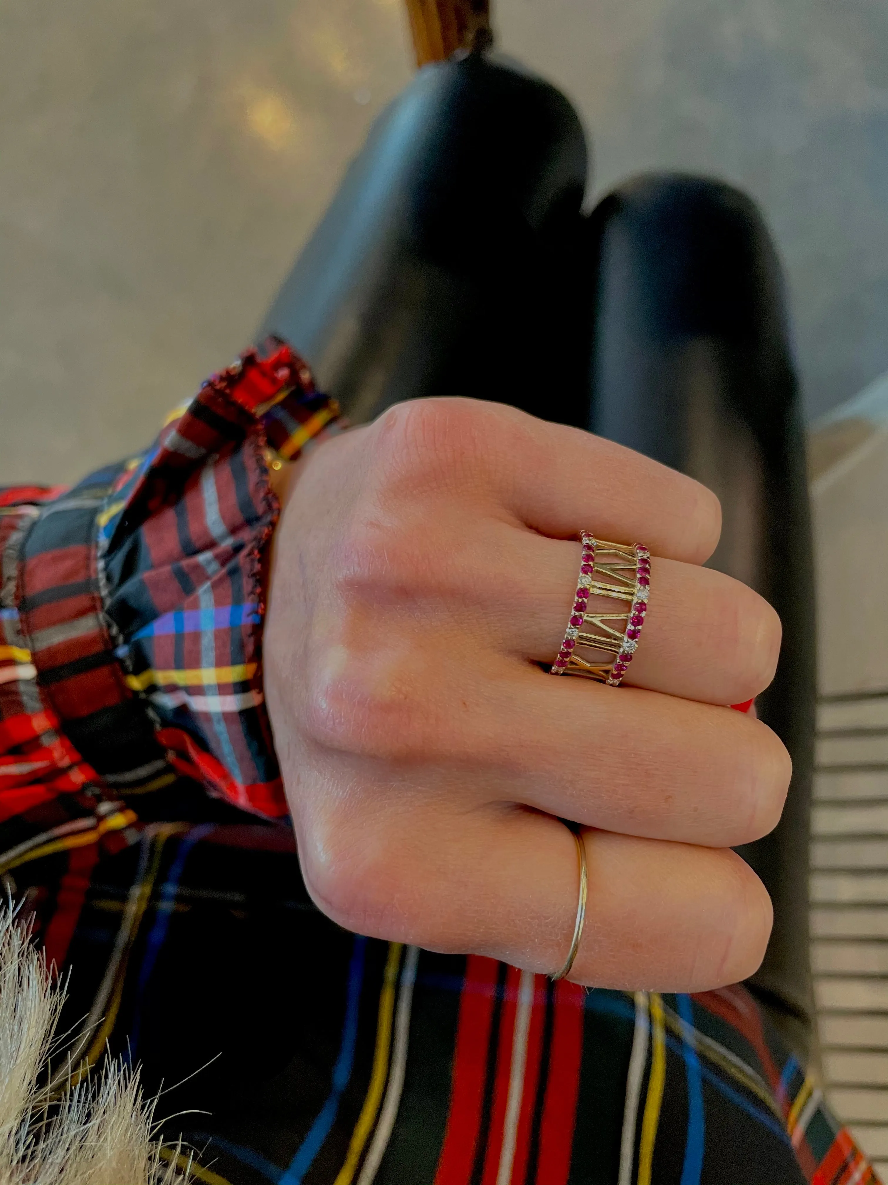1ct Roman Numeral Band