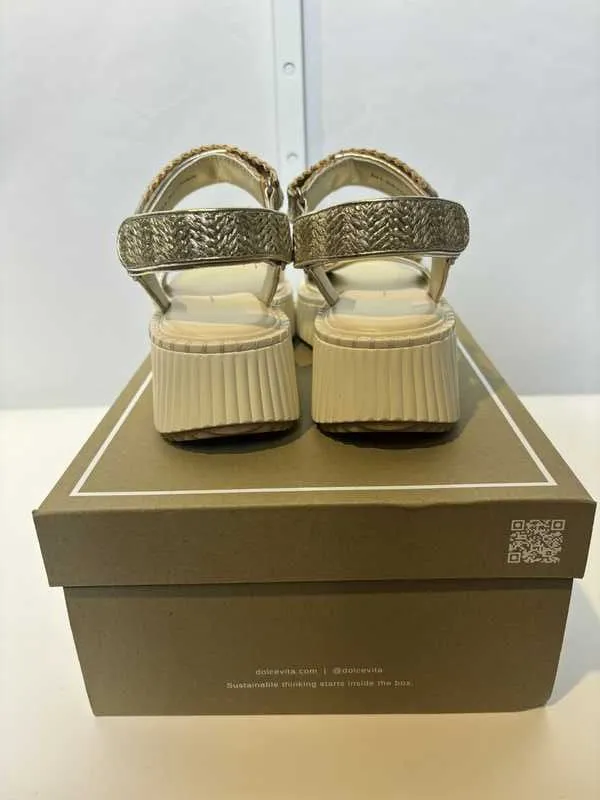 DEBRA SANDALS PLATINUM DISTRESSED LEATHER - re:vita