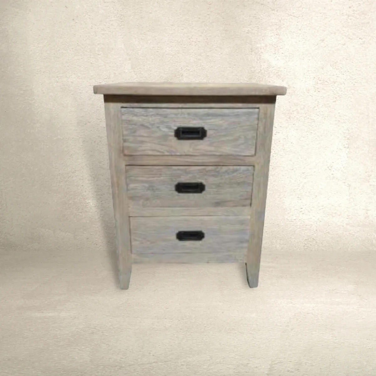 HAVANA BEDSIDE TABLES