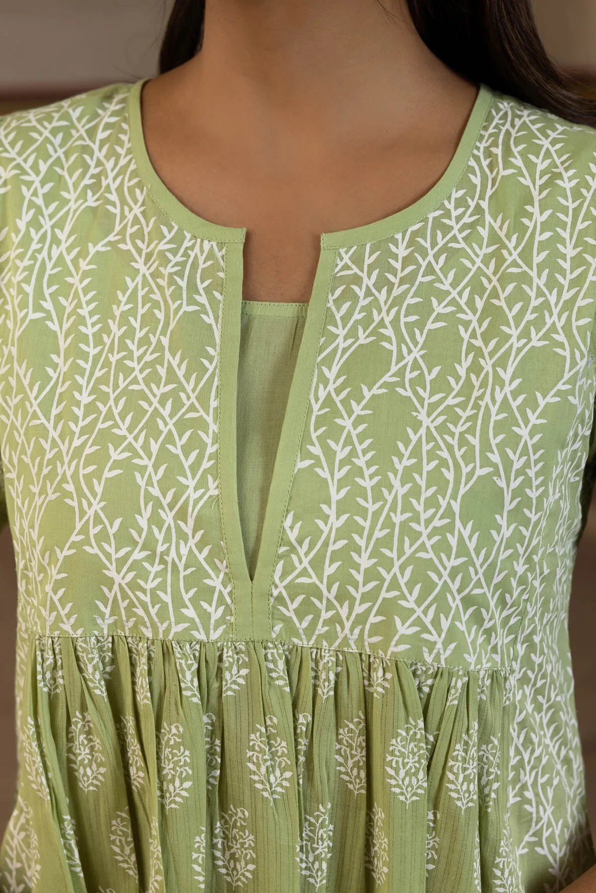 Jaitoon Chunakhadi Kurta