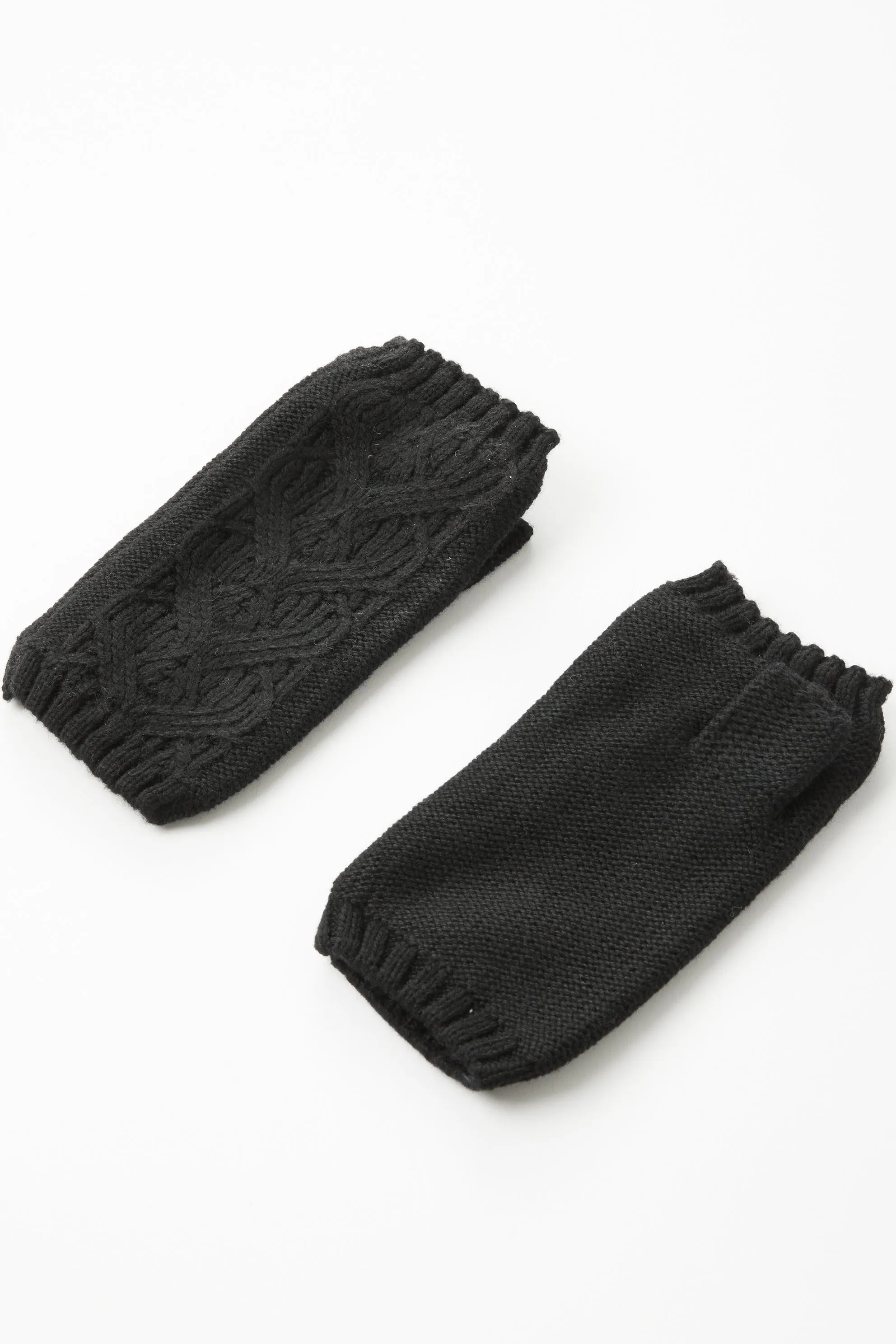Loopy Cable Handwarmer